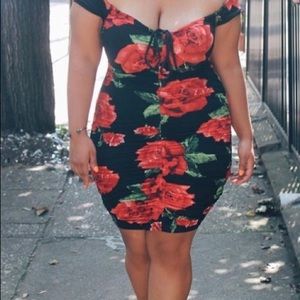 Forever 21 Plus-size Rose Ruched Dress